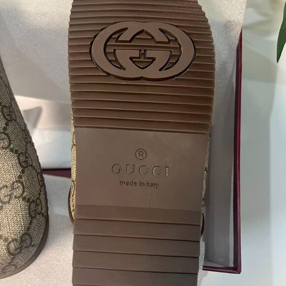 Gucci mule slippers in GG Supreme canvas - Picture 6 of 7